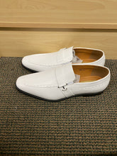Load image into Gallery viewer, Antonio Cerrelli 7001W white Wide Width Men’s Lace Up Dress Shoes Sizes: 11W-18W
