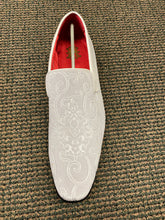 Load image into Gallery viewer, After Midnite Smoking Slippers 6910
