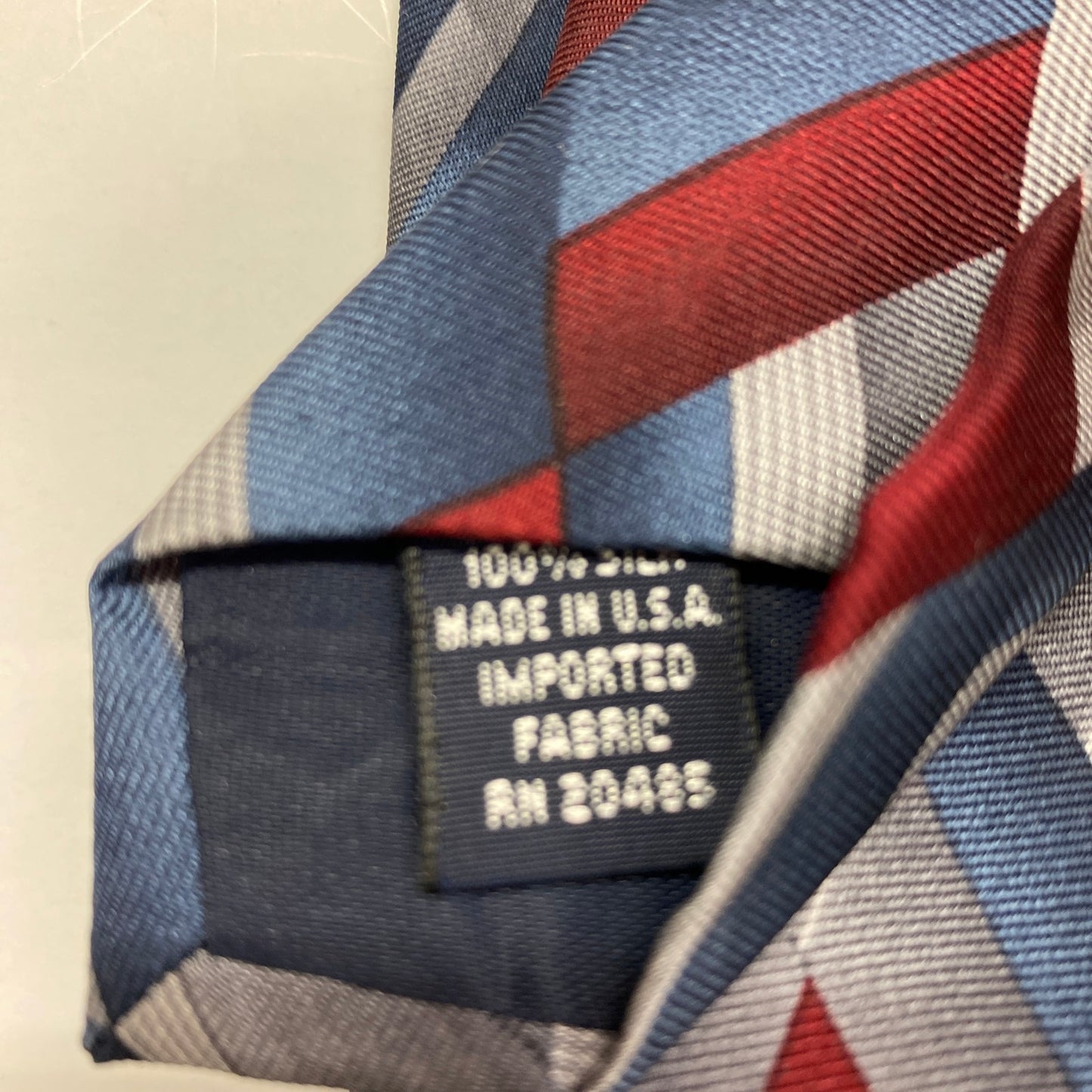 100% silk made in USA 🇺🇸 Tie