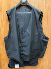 Load image into Gallery viewer, Needle &amp; Stitch Black Wool Blend Modern Fit 3-Piece Suit 60R NV-4030
