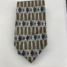 Load image into Gallery viewer, 100% silk made in USA 🇺🇸 Tie
