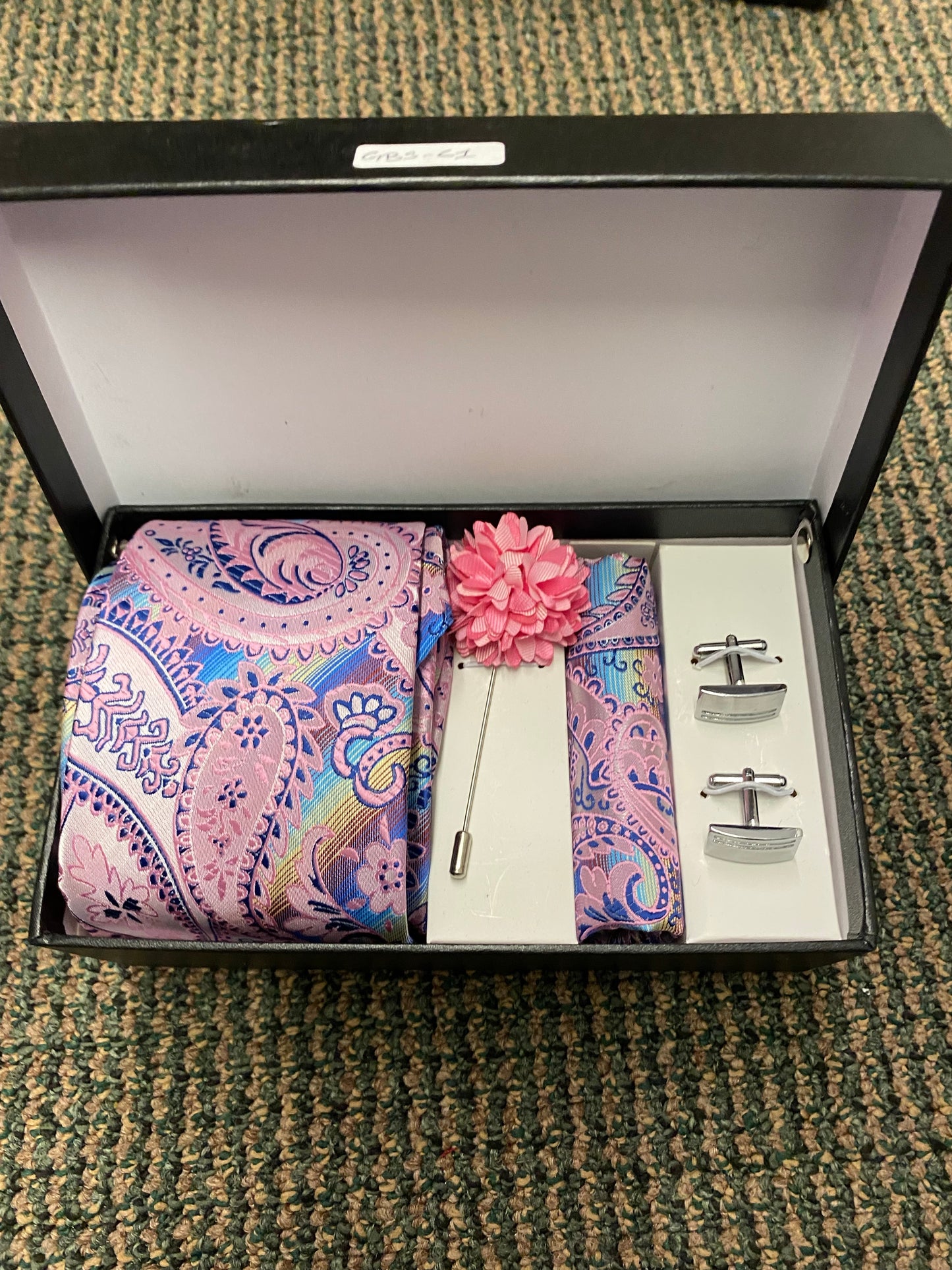 Endless Knot Gift Box