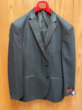 Load image into Gallery viewer, Mazari Black Diamond Texture 3-Piece Tuxedo Suit 46S
